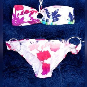 ***Girls Hawaiian Flower Bakinni Set